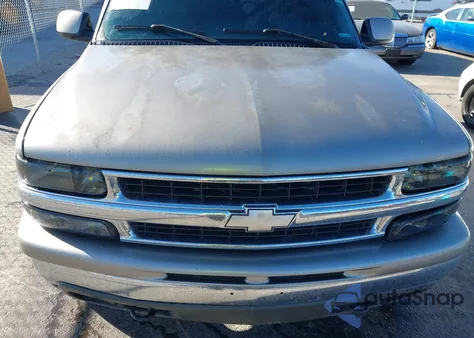 2002 Chevrolet Suburban 1500 Lt z USA, uszkodzony, nr VIN 1GNFK16Z12J237195